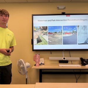 landon-presenting